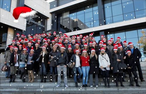 Ante la redacción de Unidad Editorial Ante la redacción de Unidad Editorial