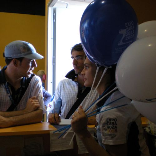 Mi primera experiencia de periodista fue como voluntario en la Expo de Zaragoza Mi primera experiencia de periodista fue como voluntario en la Expo de Zaragoza